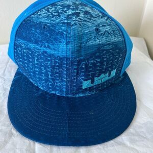 Nike Hat Lebron James TRUE Rubber City King Logo Cap Rare Snapback Men Blue